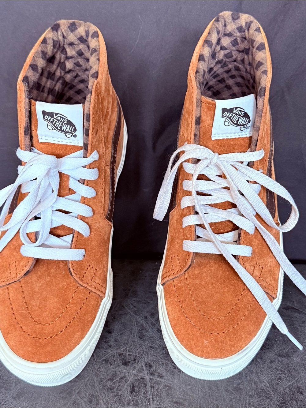 Vans Sk8-Hi Pig Suede Shoes size 5 men’s, 6.5 women’s